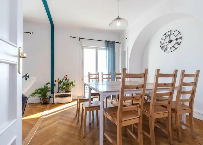 6 Bedrooms Seaview House, Old Town * ニース