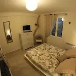 Apartment 6 Bedrooms Seaview House, Old Town