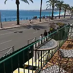 Apartment 6 Bedrooms Seaview House, Old Town Nizza