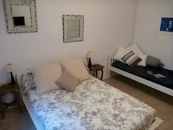 6 Bedrooms Seaview House, Old Town Ницца