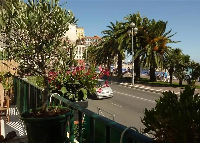 6 Bedrooms Seaview House, Old Town 公寓 尼斯