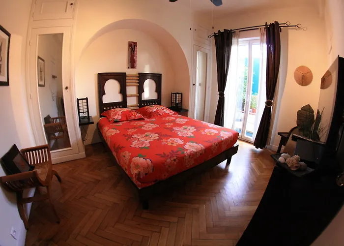 Apartamento 6 Bedrooms Seaview House, Old Town