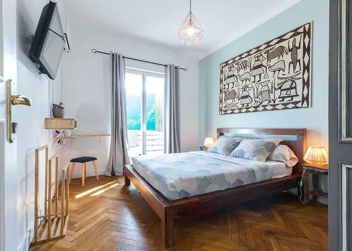 6 Bedrooms Seaview House, Old Town شقة نيس