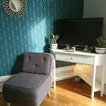 6 Bedrooms Seaview House, Old Town 아파트 *