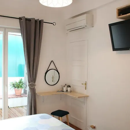 6 Bedrooms Seaview House, Old Town Apartmán Nice