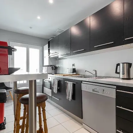 6 Bedrooms Seaview House, Old Town * Nice