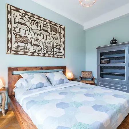 6 Bedrooms Seaview House, Old Town Nice