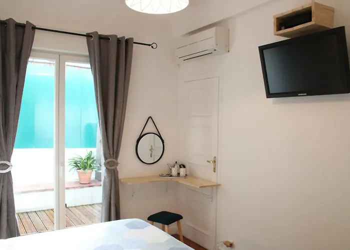 6 Bedrooms Seaview House, Old Town Appartamento Nizza