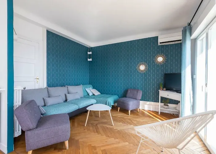 6 Bedrooms Seaview House, Old Town Appartamento
