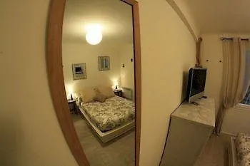 Apartman 6 Bedrooms Seaview House, Old Town Nizza